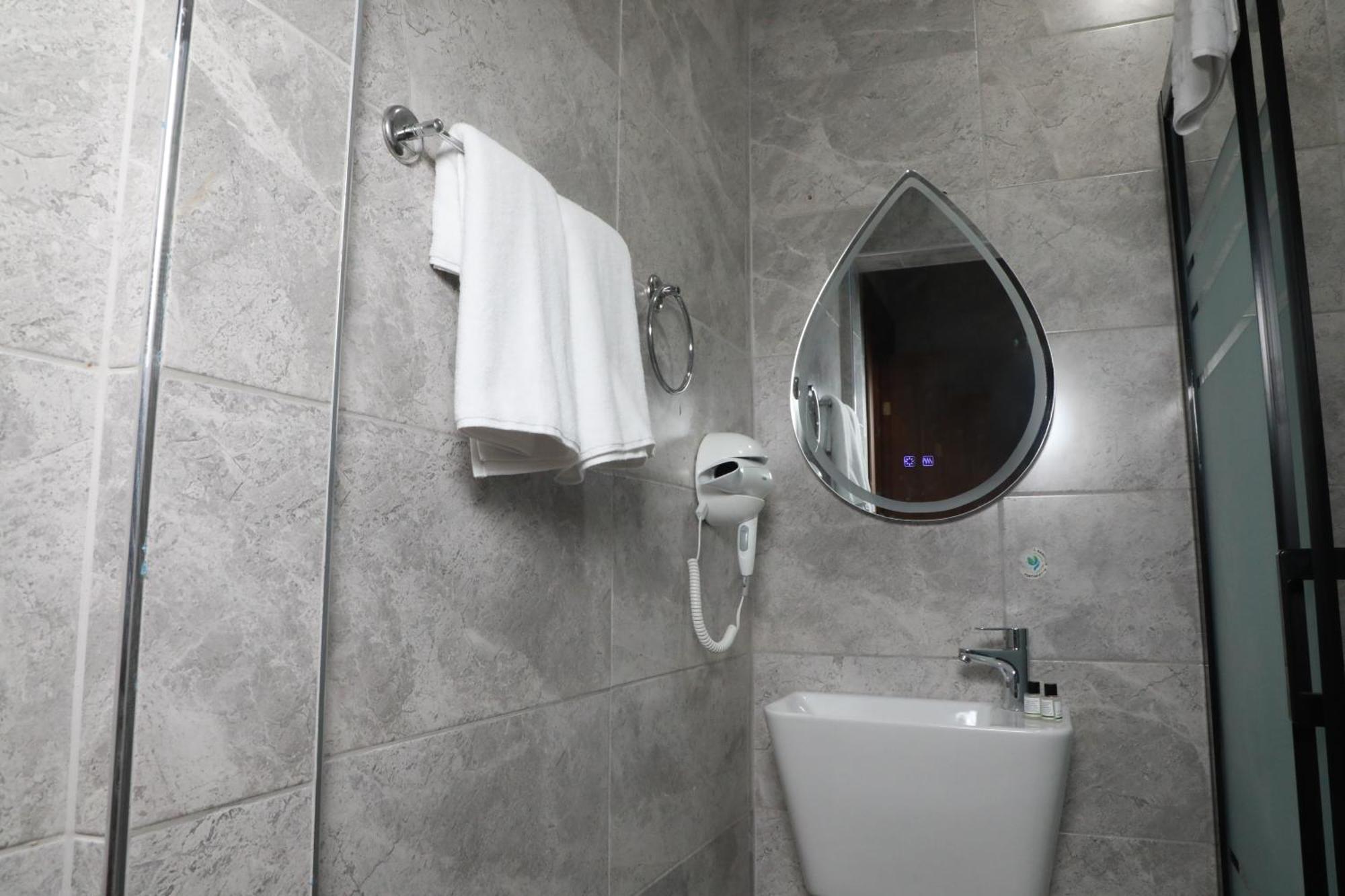 Rays Hotel Bakirkoey City Center Istanbul Eksteriør billede